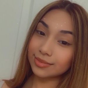 Meet your Posher, Selena